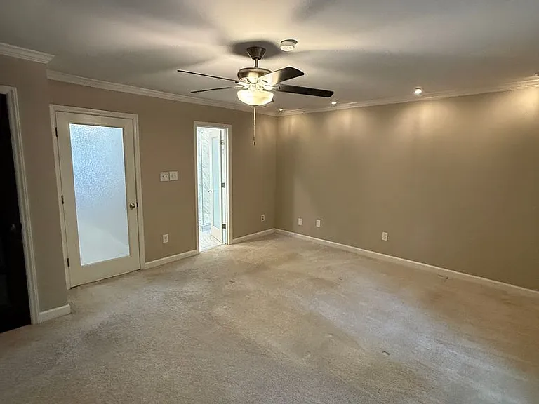 7434 Newmans Ln — Photo 30