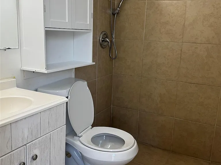 3120 SW 12th Pl — Photo 23