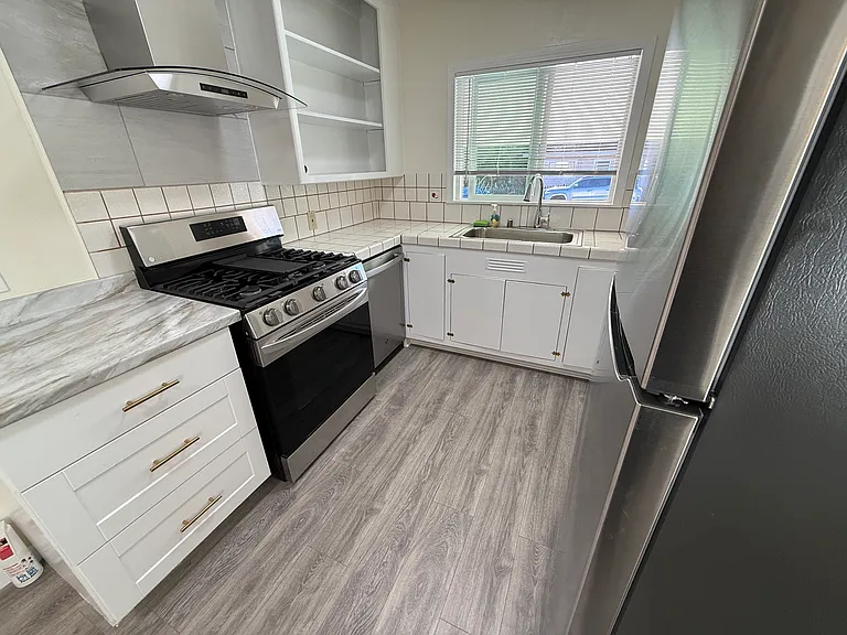 18592 Madison Ave — Photo 6