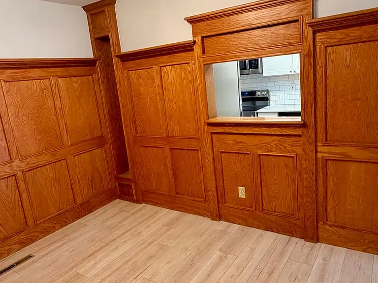 457 Pearl St — Photo 9