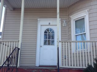3 Jones St #1, Worcester, MA 01604