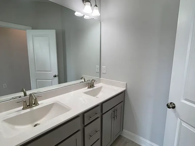 813 Matterhorn Dr — Photo 20