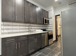390 15th St APT 1R, Brooklyn, NY 11215