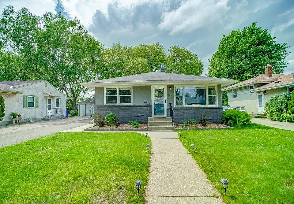 1487 Mackubin St, Saint Paul, MN 55117 Zillow