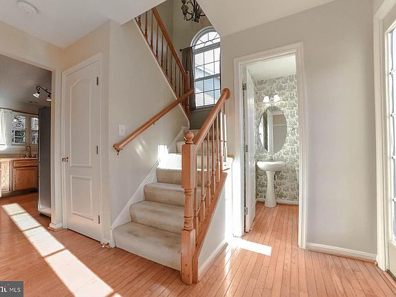 3rd image of 21463 Cameron Ct