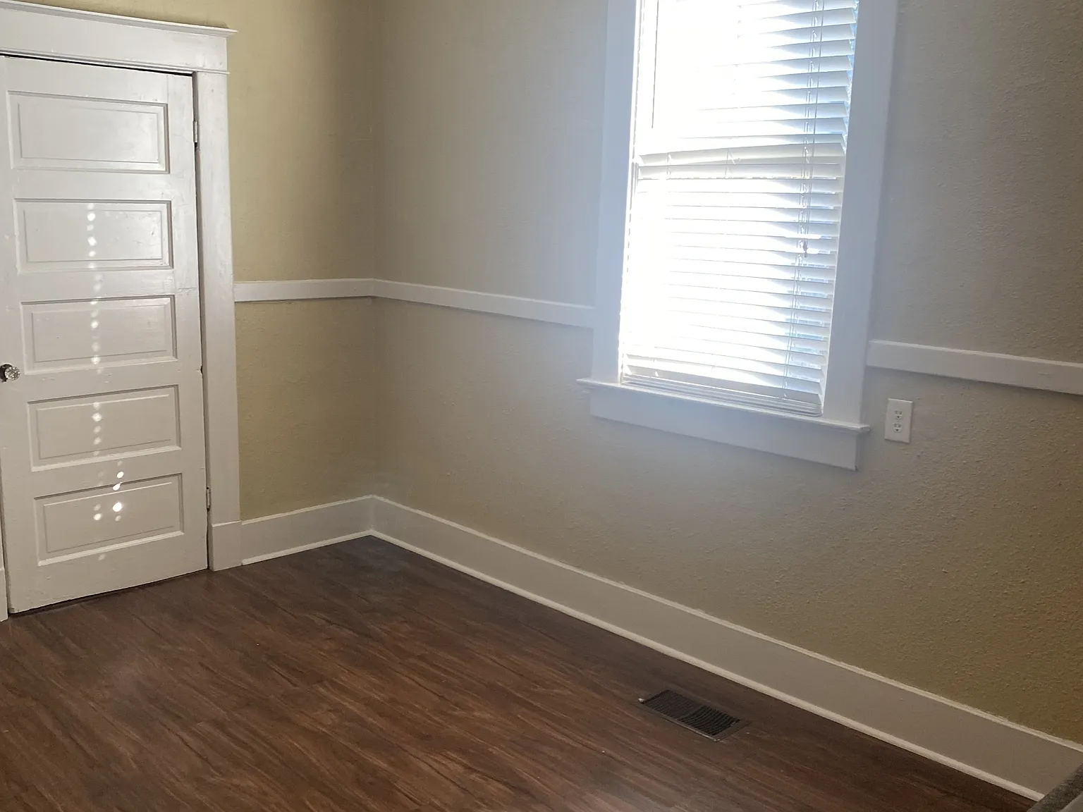 142 North Tucker Street (Midtown) — Photo 3