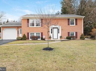 17620 Stone Valley Dr, Hagerstown, MD 21740