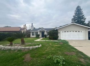 143 N Simon St, Visalia, CA 93292