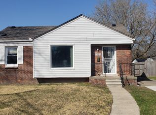 1028 Fairwood St, Inkster, MI 48141