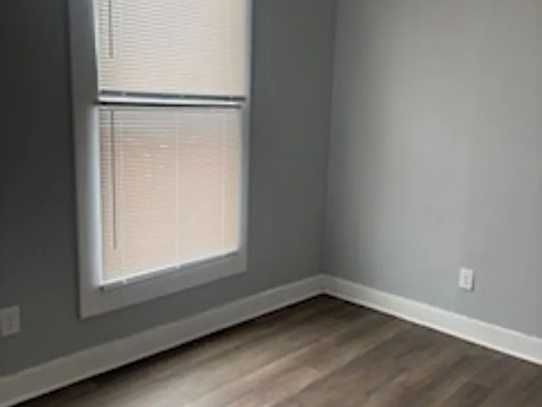 2406 W Muhammad Ali Blvd — Photo 3