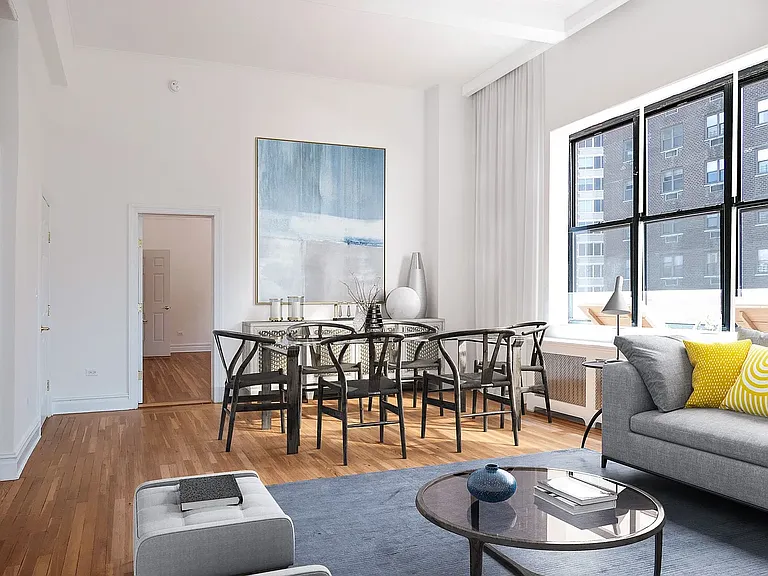 405 E 54th St #PHAF — Photo 2