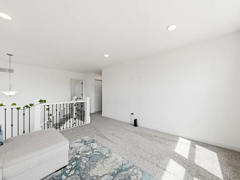 106 Sommerset Ct — Photo 20