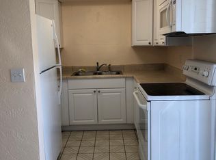1610 S Palmetto Ave APT 16, South Daytona, FL 32119