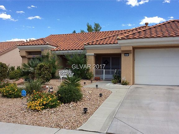 2nd image of 2816 Youngdale Dr