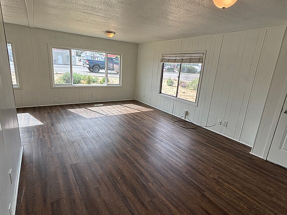 5th image of 2 E Colorado Ave