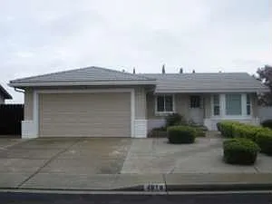 4876 Silverado Dr photo 1