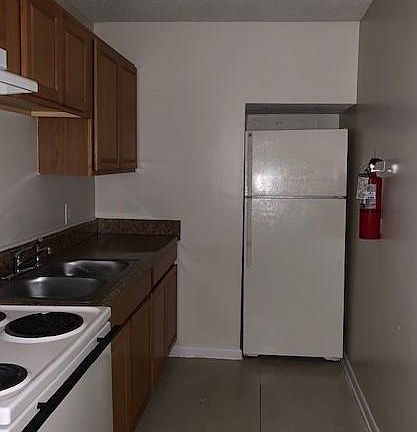 4th image of 3508 N Elm St APT D