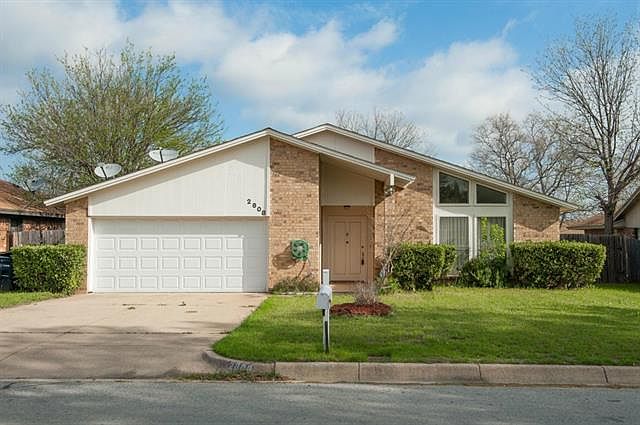 1st image of 2808 Whitehurst Dr