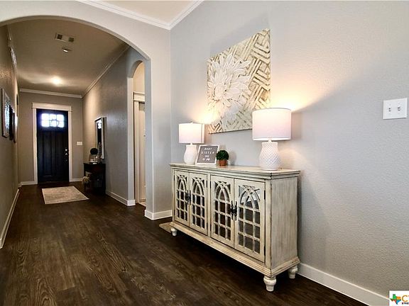 5th image of 3107 Crystal Ann Dr