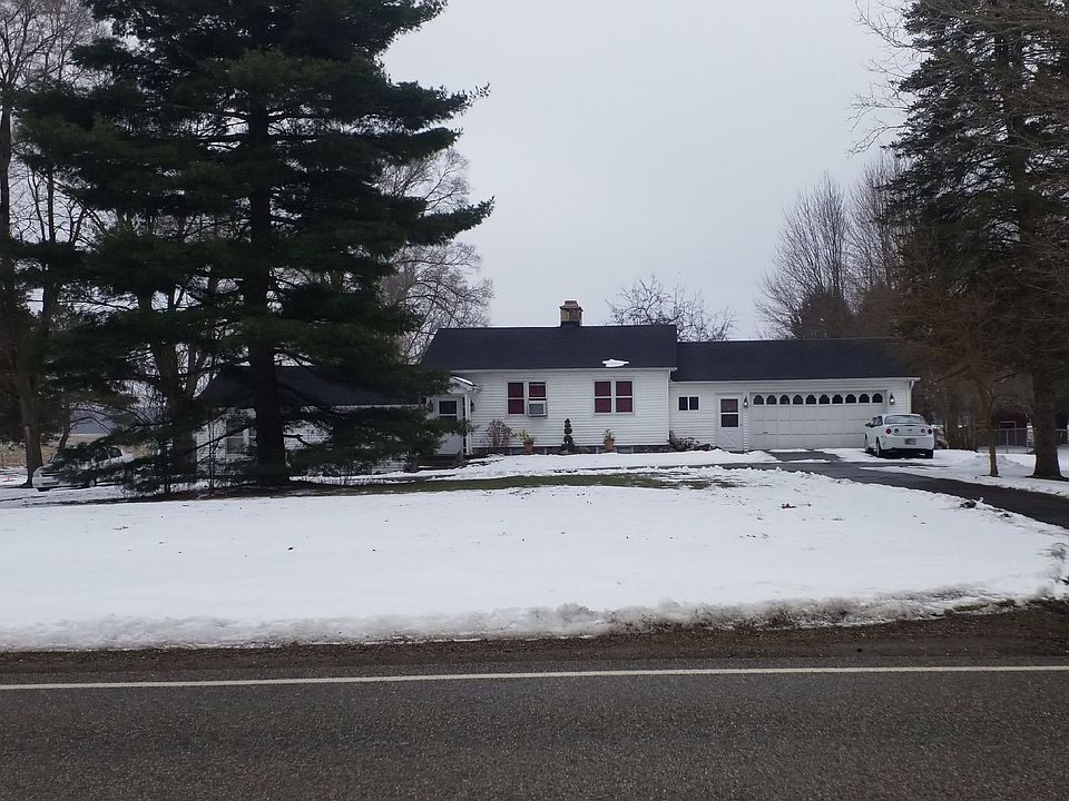 1st image of 8906 B Dr N