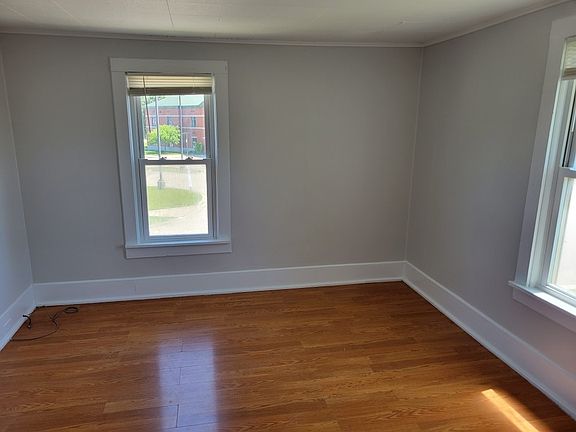 4th image of 106 Dawson St