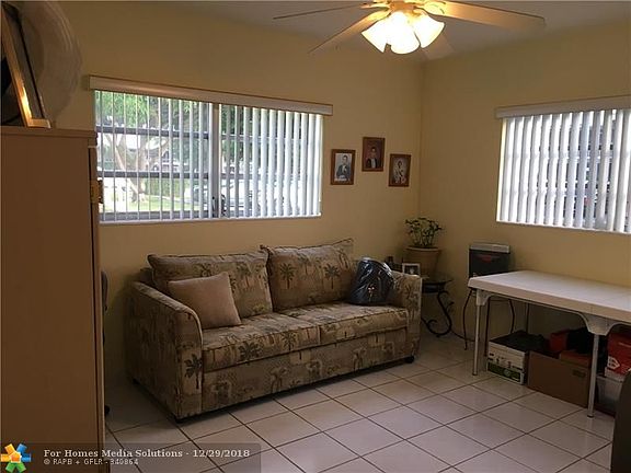 5th image of 2755 NE 28th Ave APT E4