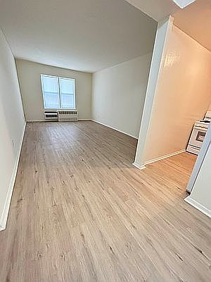 2nd image of 618 Tysen St #2A