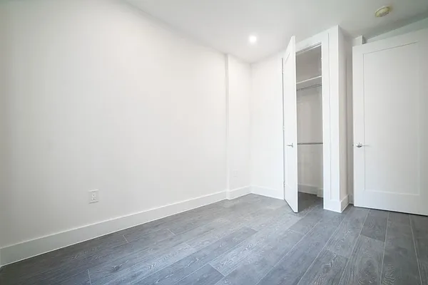 Rented by Heritage Capital Management LLC | media 26