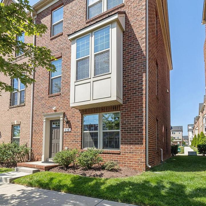 1st image of 820 Oldham St