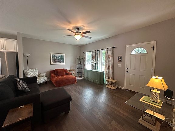 4th image of 416 W Kentucky Ave