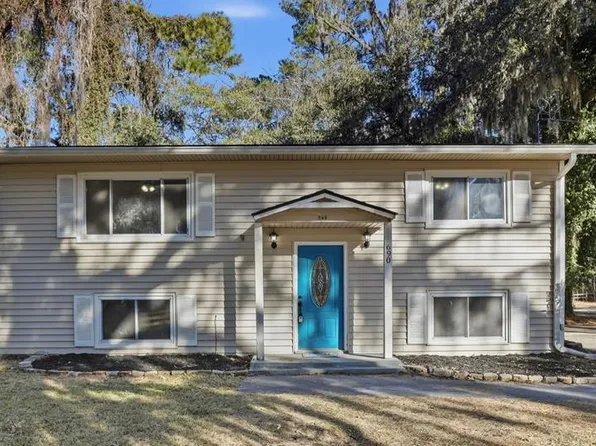 690 Lake Dr, Midway, GA 31320