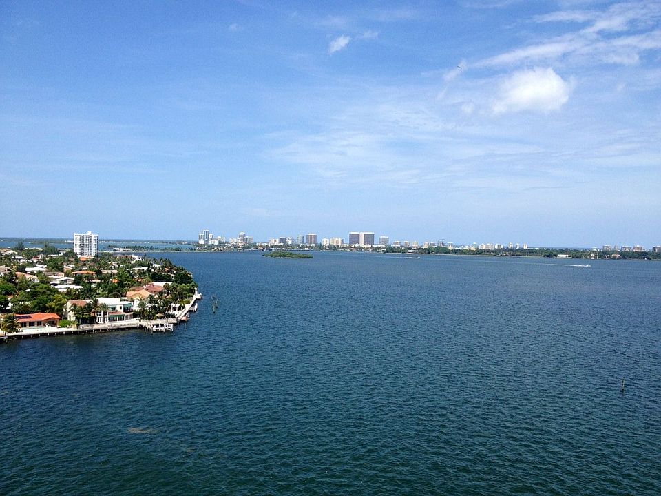 BAY VIEW FROM LIVING