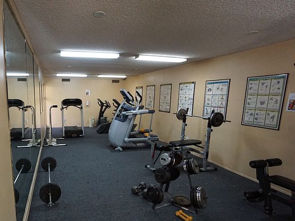 3rd image of 6036 Rancho Mission Rd