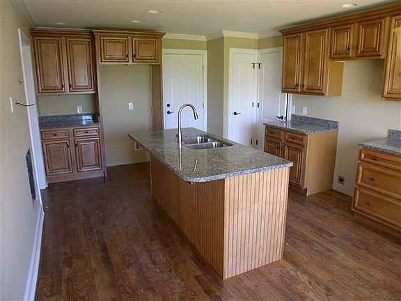 4th image of 2531 Sweet Bay Cir NW
