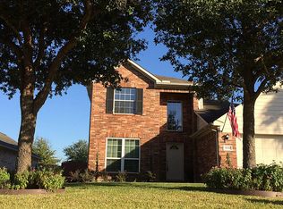 5335 Cinnamon Lake Dr, Baytown, TX 77521