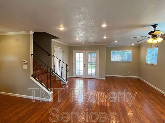 5th image of 10087 Emerald Grove Ct