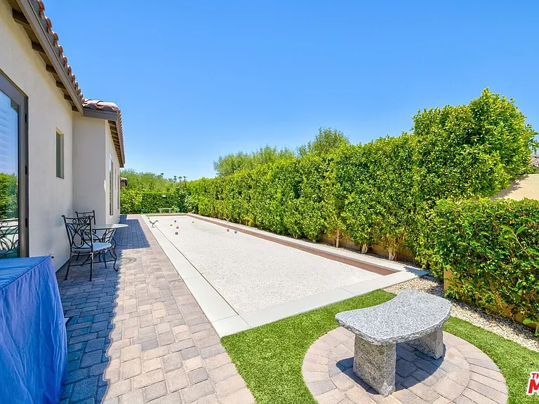 55140 Spring Creek Ct — Photo 27