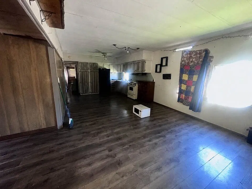 3 bed, 1.5 bath, 1250 sqft, $635 — Photo 2