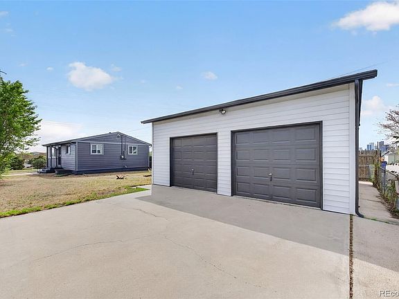 2nd image of 150 E 49th Avenue