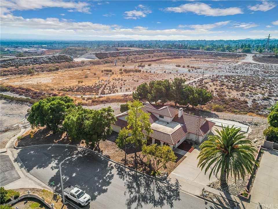 2nd image of 5782 Turquoise Ave