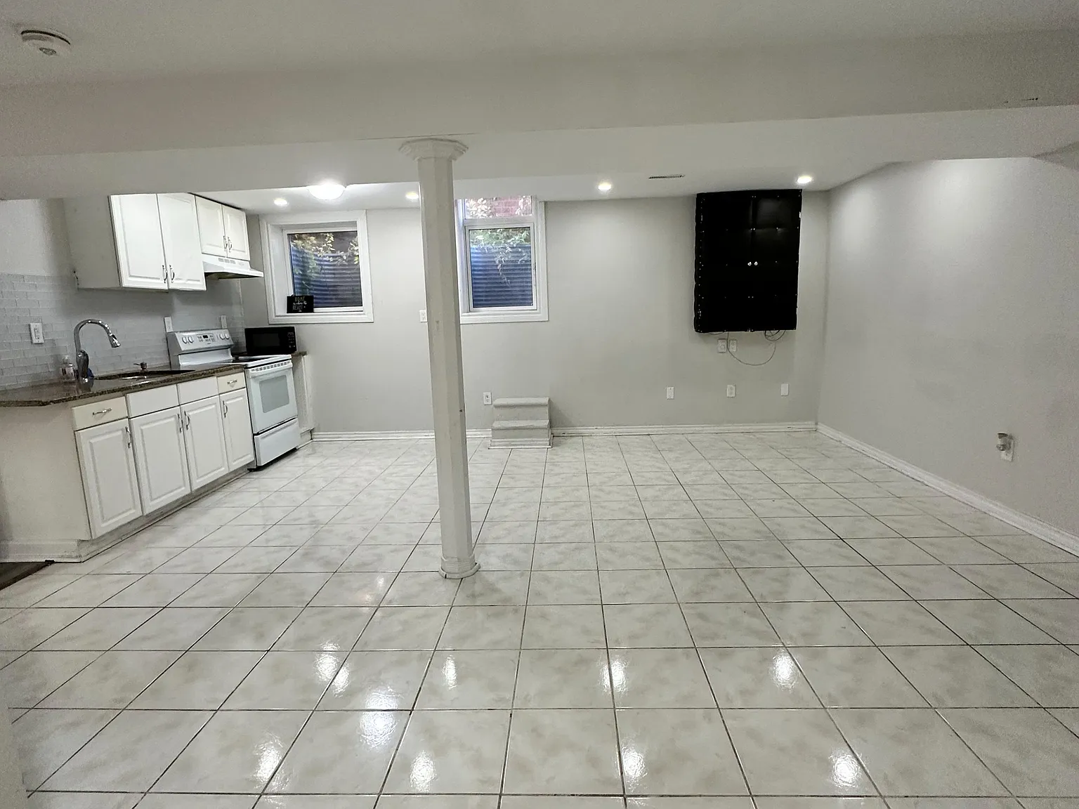 3 bed, $2,150 — Photo 4