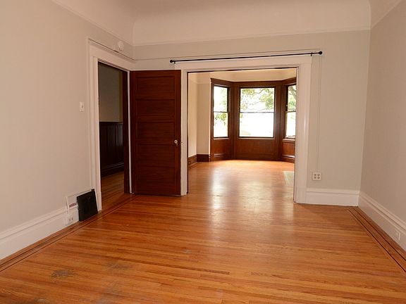 4th image of 75 Cumberland St