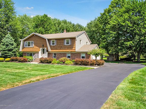 4th image of 3 Copperfield Ct