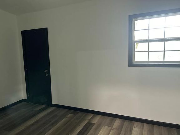 5th image of 875 Washington Blvd