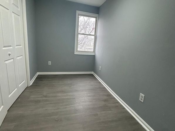 50 Hilton St Floor 3