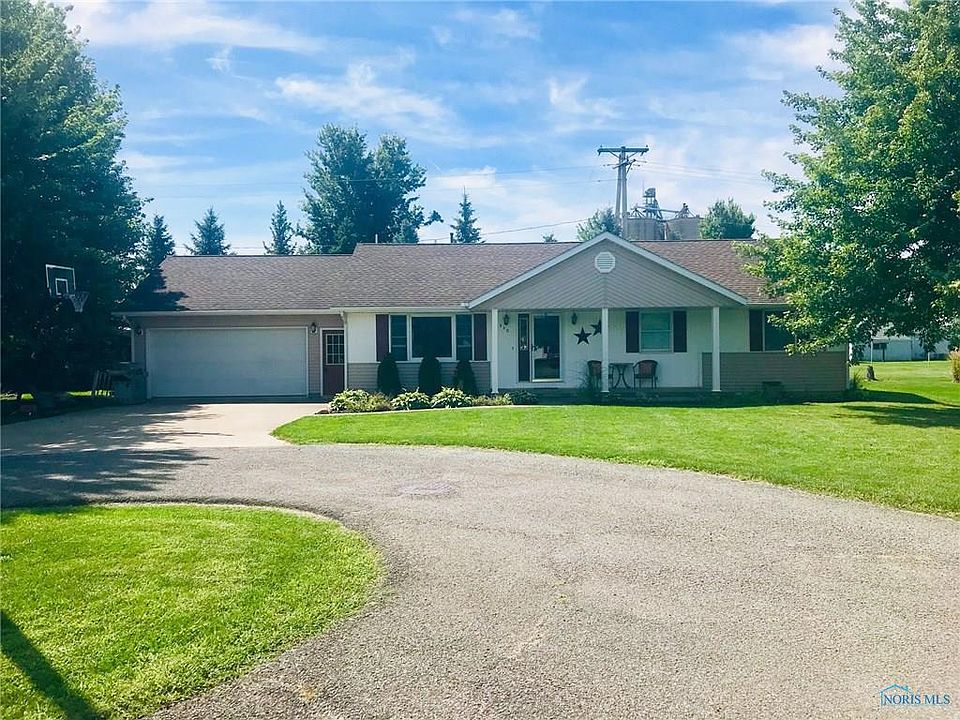 1st image of 440 Bavarian Ln