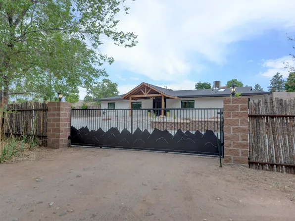 210 Josefita Rd NE, Albuquerque, NM 87113