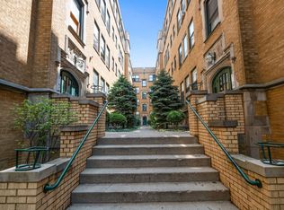 7203 S Yates Blvd APT 4B, Chicago, IL 60649