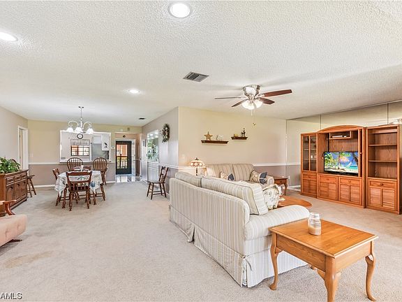 5th image of 1450 Saddle Woode Dr