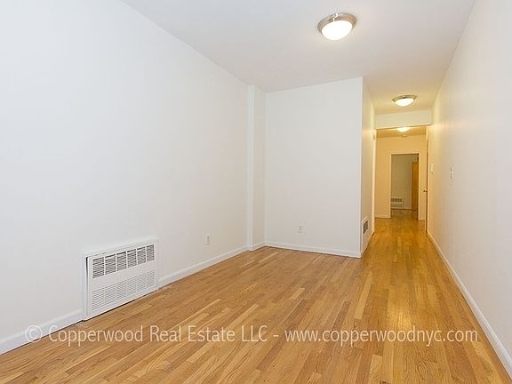 5th image of 1382 2nd Ave Frnt 2